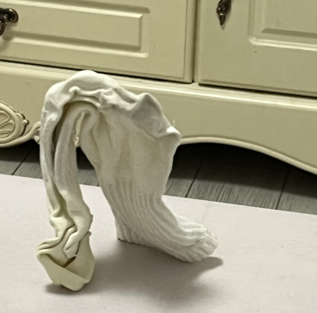 为什么洗过的袜子能站起来