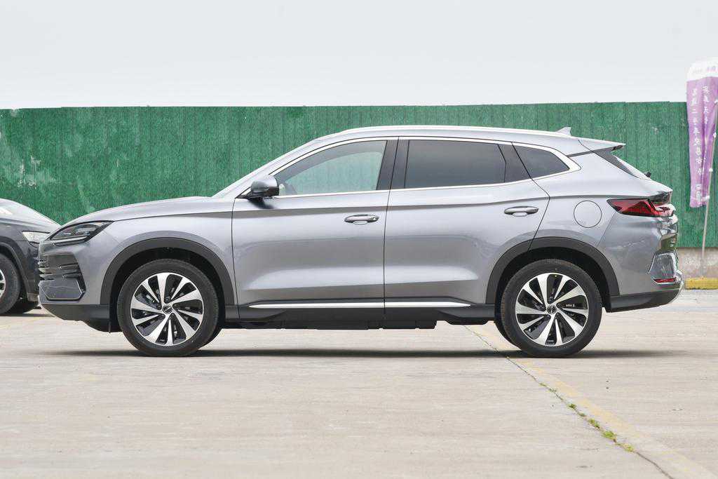 这车一个月卖5万台，凭什么？