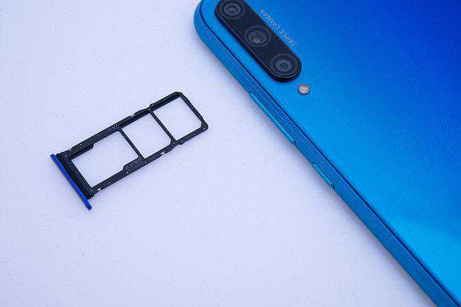 荣耀Play3详细评测：无刘海4800万三摄复制千元性价比经典