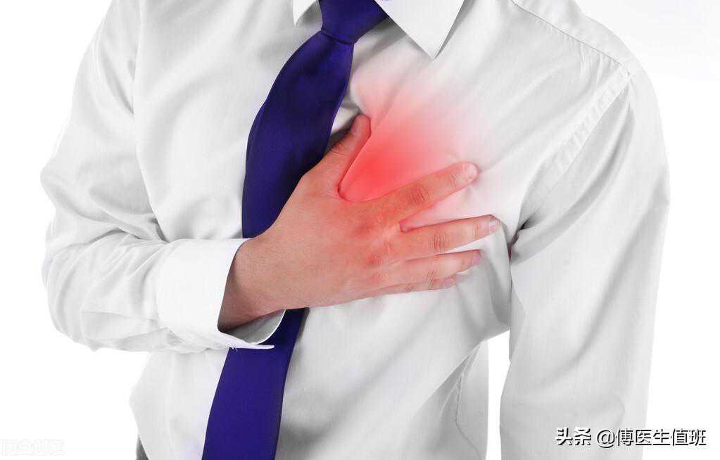 大年初一，男子打牌时胸痛，胸痛中心无法治疗，转省医院开胸手术