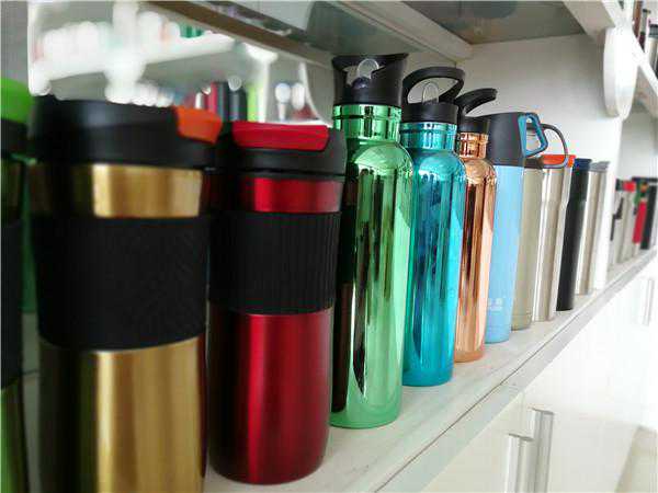 一年出口600万只 美国市场龙游“口杯”