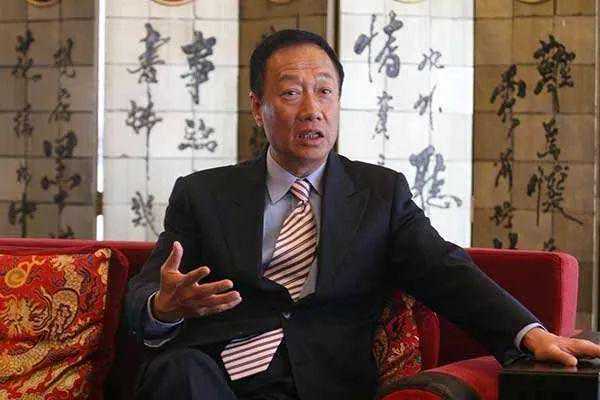 纵横商海，欲入政坛——起底鸿海商业帝国的掌门人郭台铭