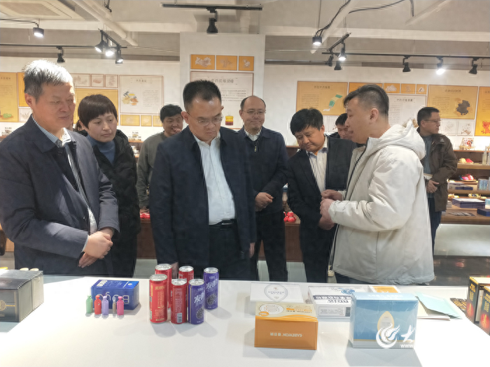 精准对接洽谈 承接转化成果 泰山区医药及医疗器械产业链赴山东省中药产业创新创业共同体开展双招双引工作