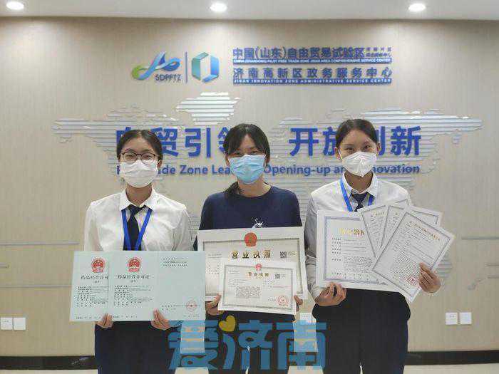 炫酷又实用！南航这场研究生创新实验竞赛科技感十足