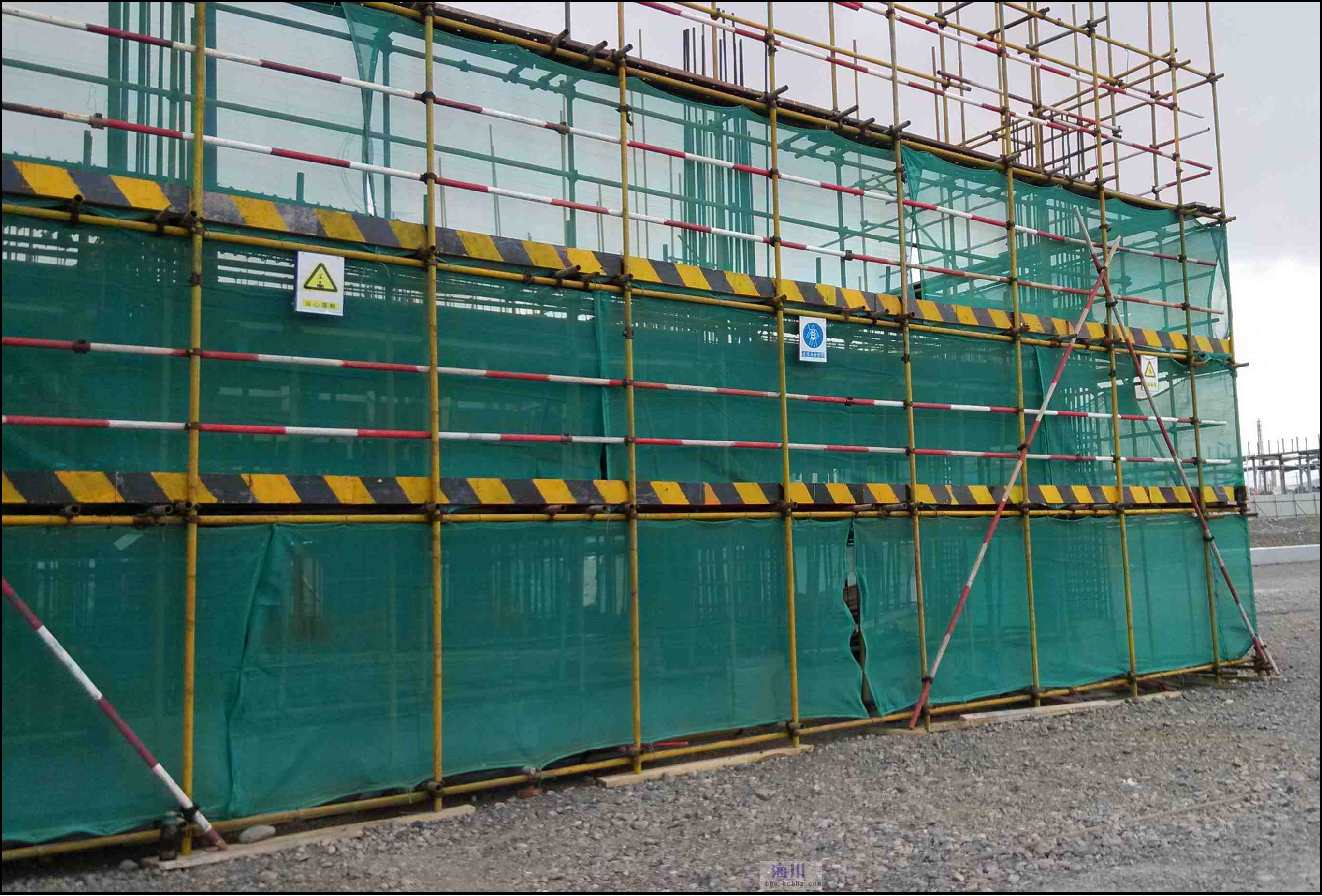 脚手架搭设施工注意事项，脚手架验收标准（一）