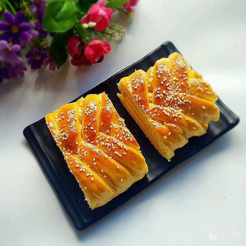 蛋糕夹心面包的做法