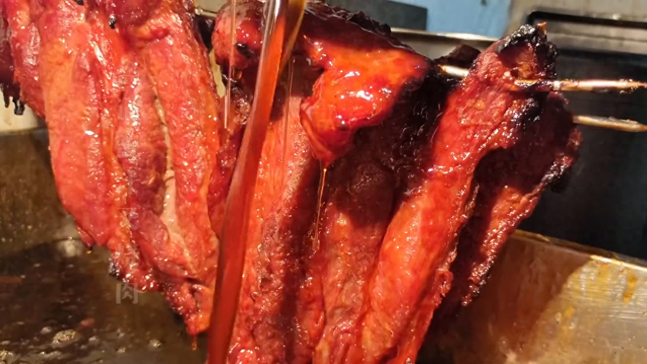 这样的猪脚饭，想吃不？点赞免费送一份