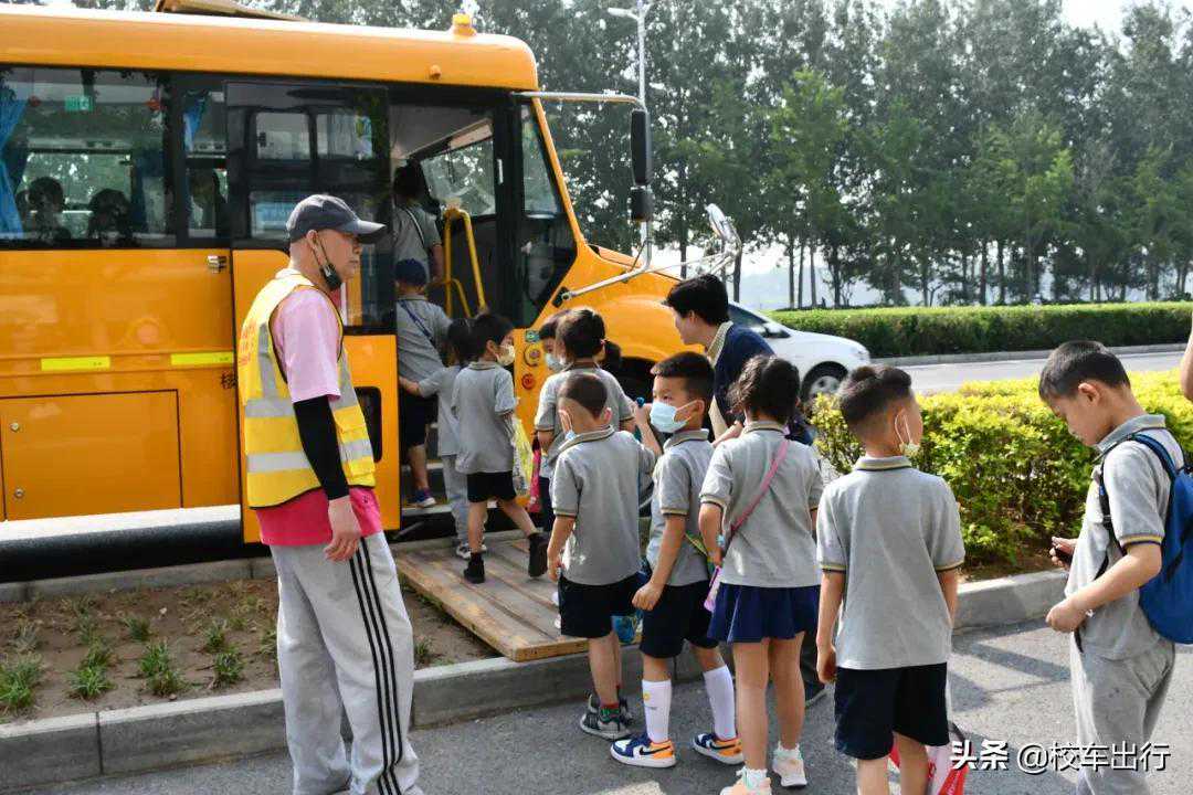 校车出行集团助力海蓓宁艺术幼儿园学习消防知识