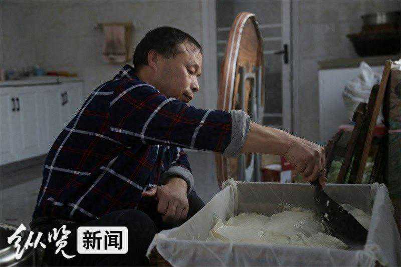 纵览原创 | 一间豆腐坊和驻村工作队的故事