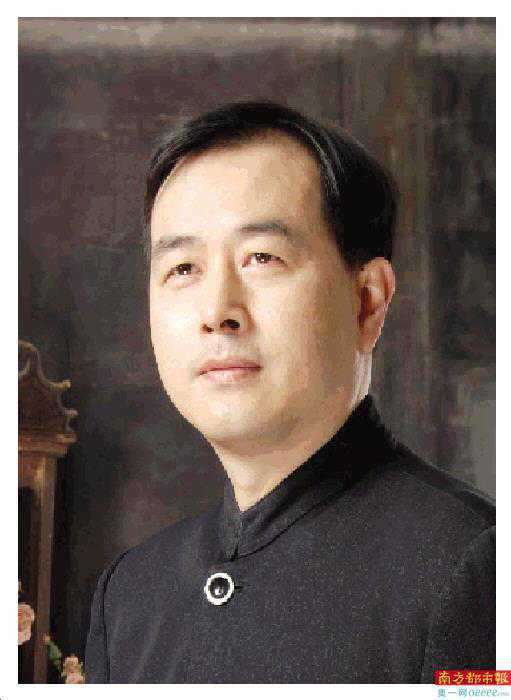 选择“触电”能否助力服装行业重启？