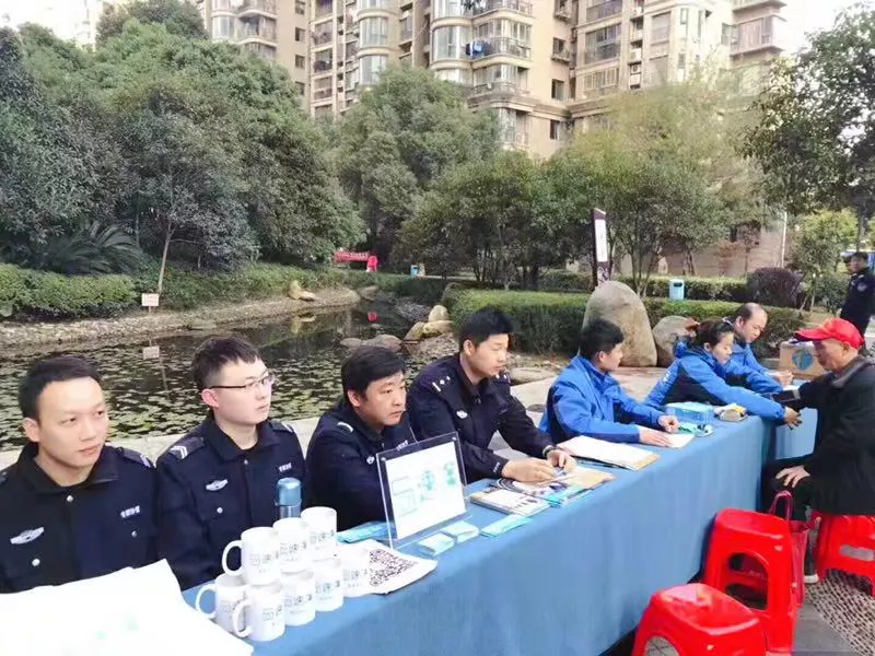 美数智慧社区携手南昌红谷公安分局关怀智慧社区老人