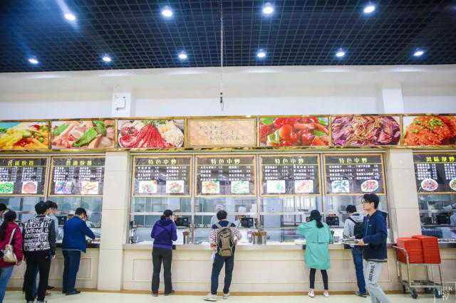 在烟台上大学，有多少是食堂里必吃的美食？