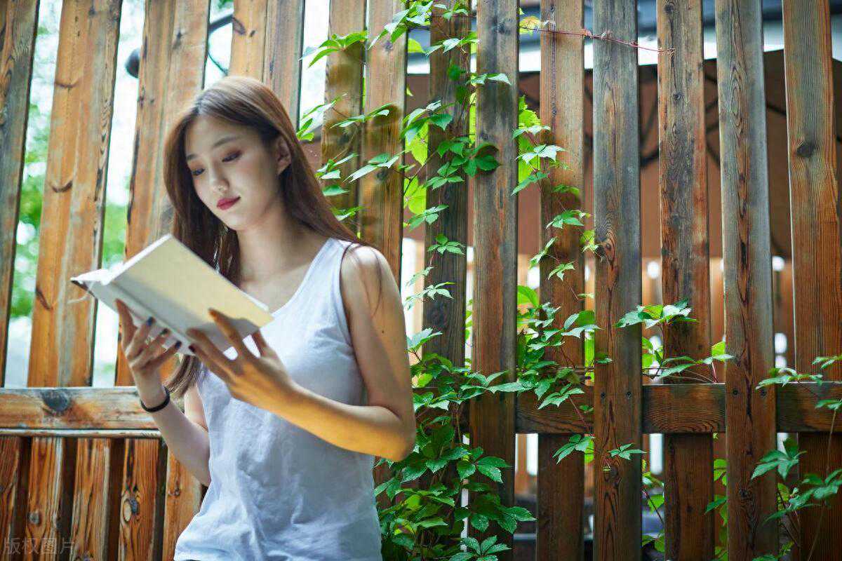 青春靓丽的美女写真