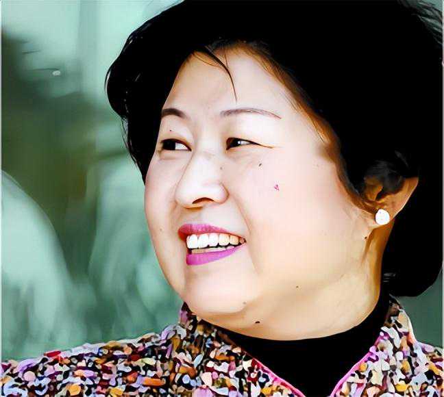 “废纸大王”张茵：在美国收废纸狂赚270亿，被骂“为富不仁”