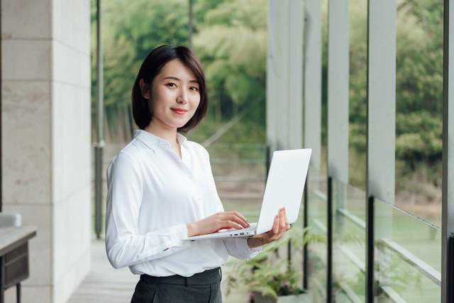 外企审计老师，让我认识到女人原来可以这样～专业，自信，从容