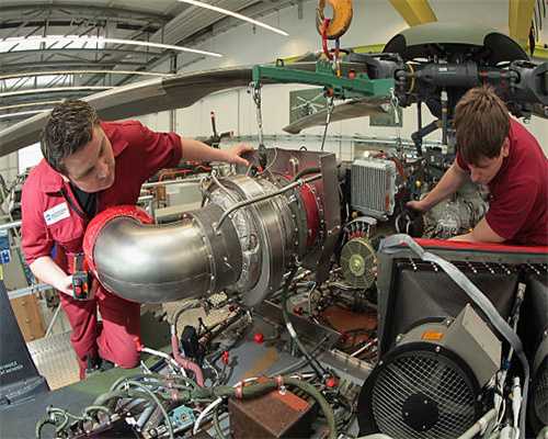 超载400%的大货车，是如何堂而皇之开上高速的？| 快评