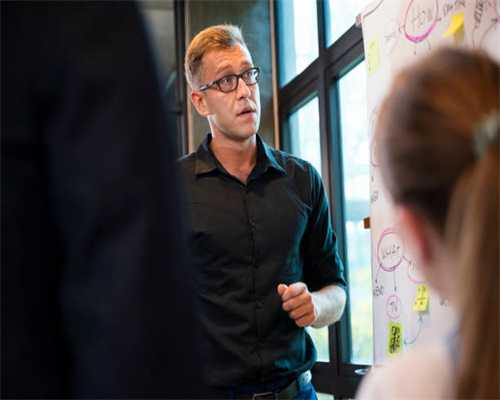 重庆举办残疾毕业生专场招聘会 65加企业提供950余个岗位